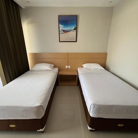 Hotel Century Pangandaran Bagian luar foto