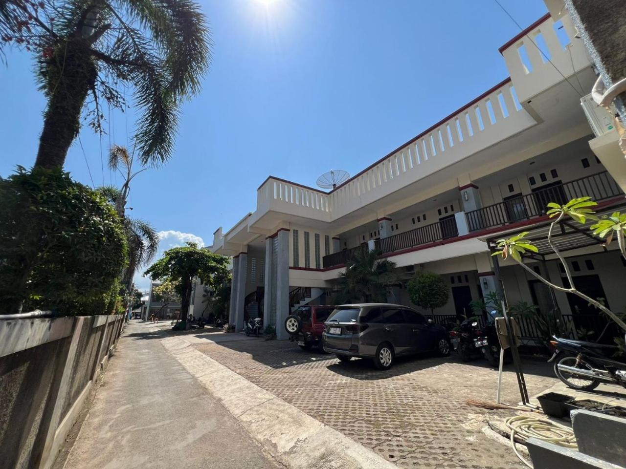 Hotel Century Pangandaran Bagian luar foto